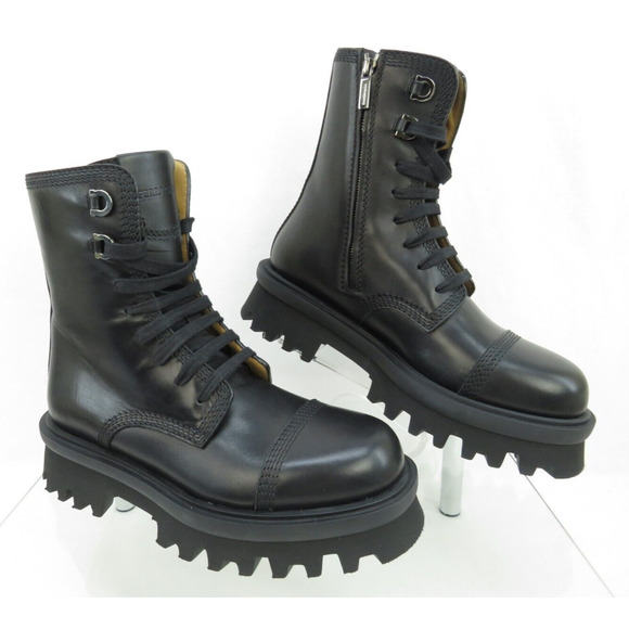 NIB FERRAGAMO FARAWAY BLACK LEATHER LOGO PLATFORM LACE ZIP COMBAT BOOTS 10 M